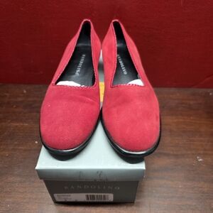 Bandolino Women's Red Suede Flats